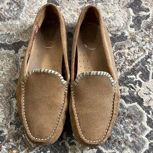 Jack Rogers Taylor Tan Suede Loafers Women’s Sz 10